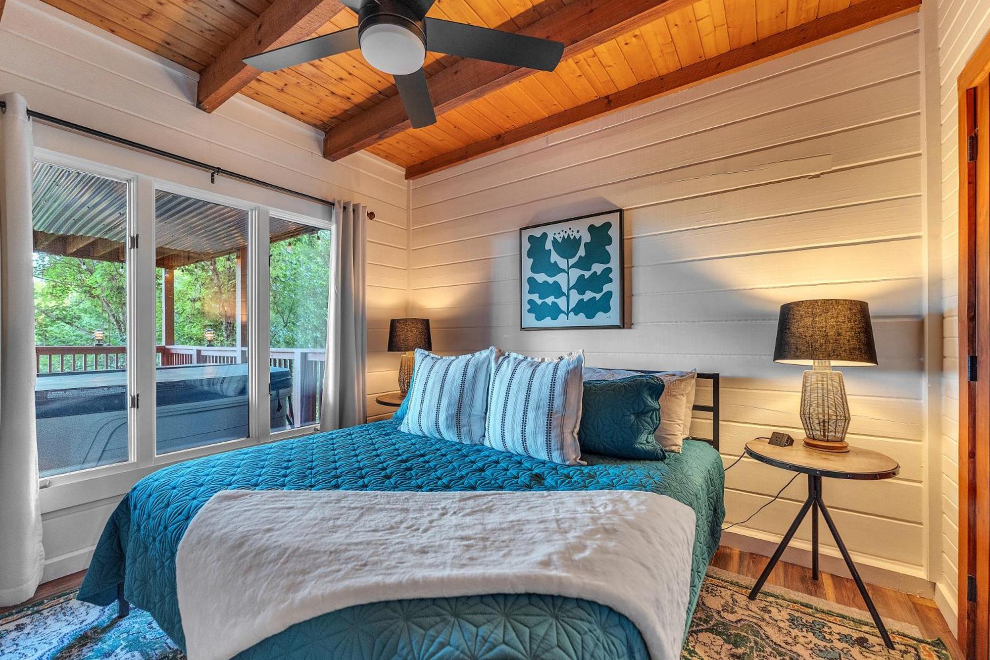 Family Chalet With Sauna, Hottub, Heavenly Views! Mins To Downtown! Gatlinburg Exterior photo